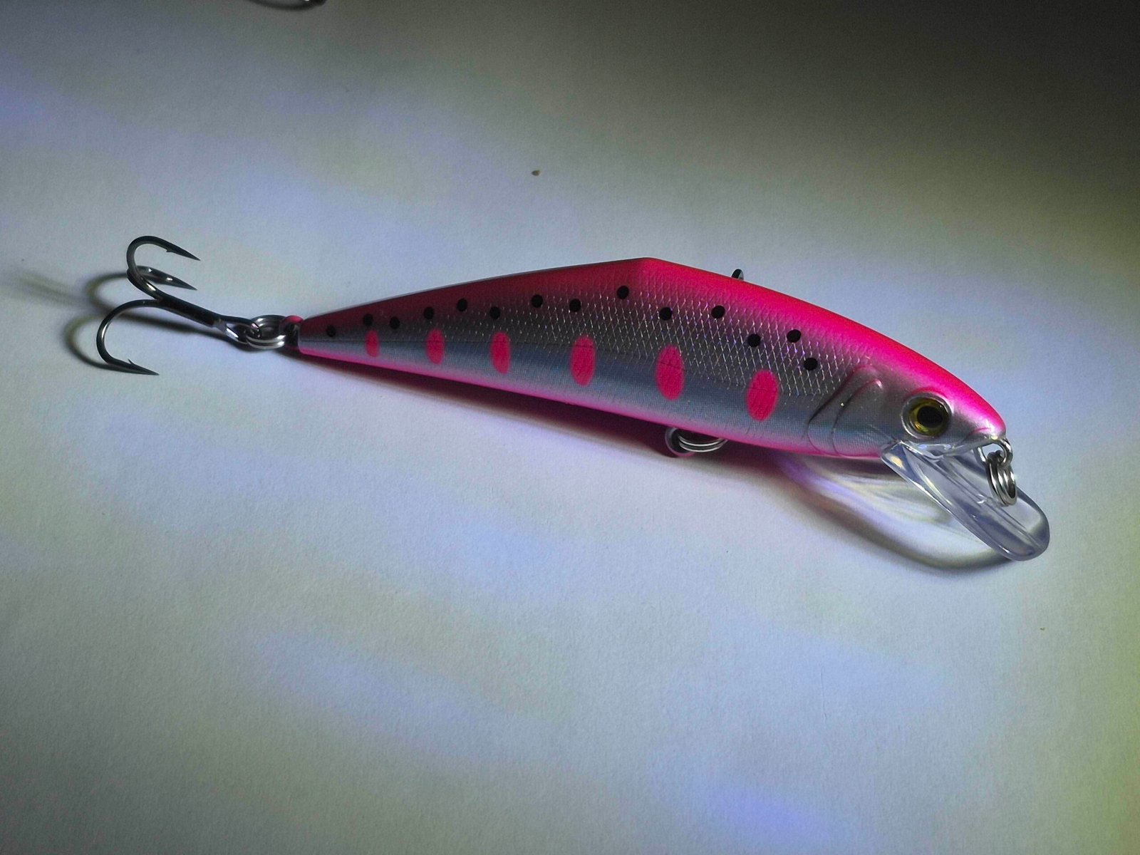 Wobblers Hunter 86 MD-S Trout Fishing Lures Sinking Color #001