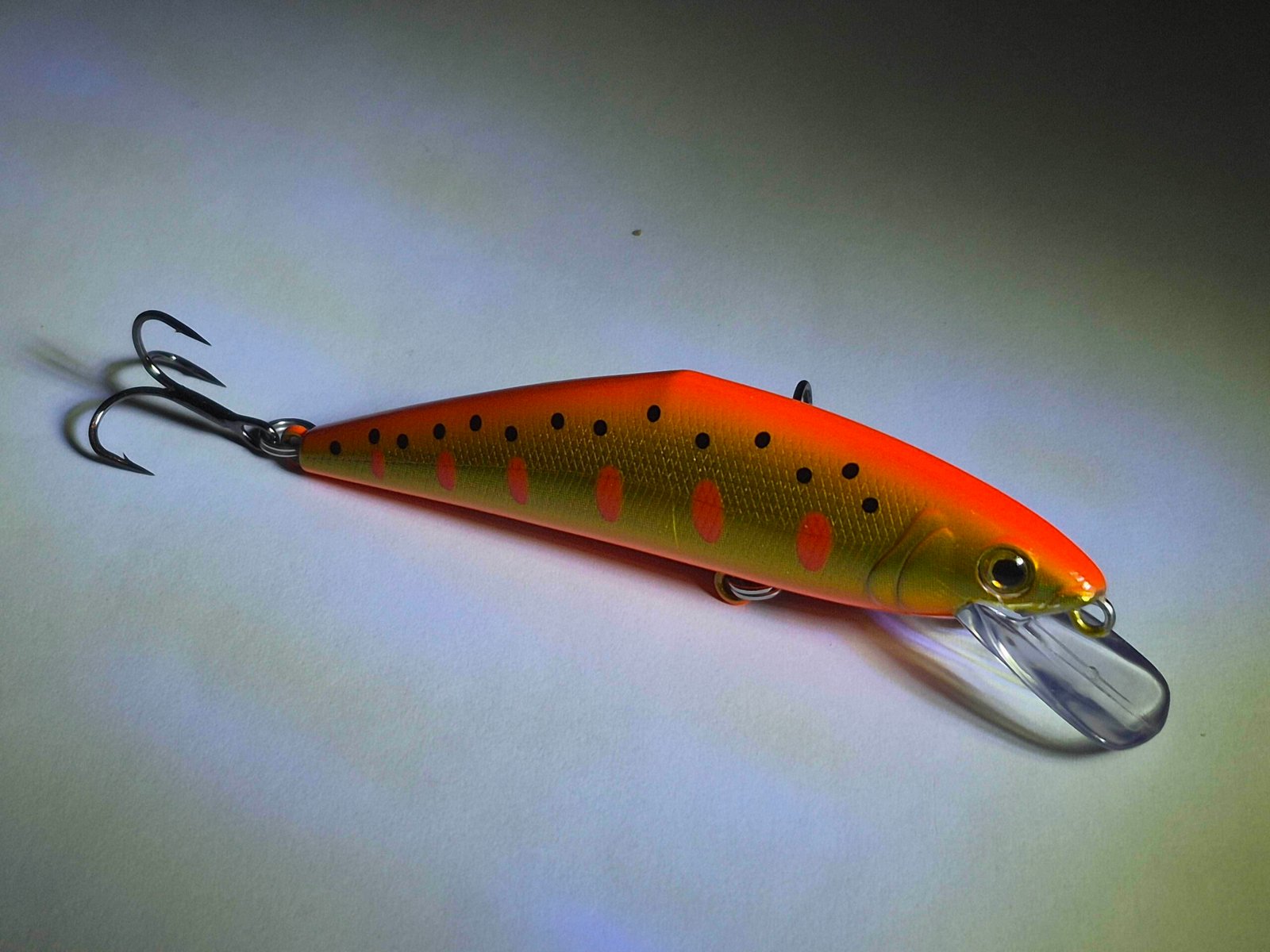 Wobblers Hunter 86 MD-S Trout Fishing Lures Sinking Color #002